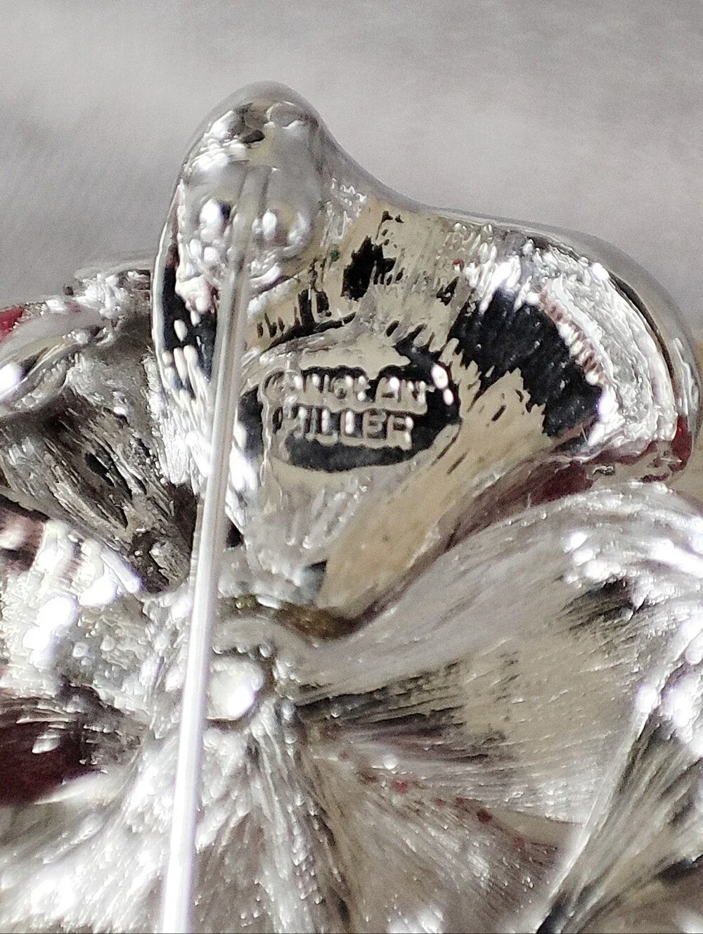 Nolan Miller Nancy Reagan Red Rose Flower Enameled Brooch Vintage Silver Tone